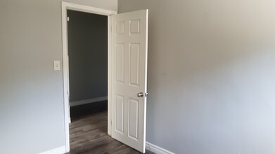 125 Sutton St in Sarnia, ON - Building Photo - Building Photo