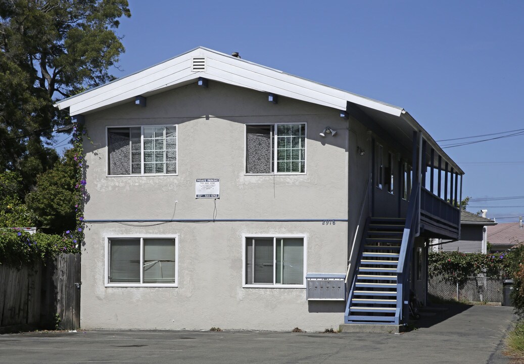 2918 Adeline St in Berkeley, CA - Building Photo