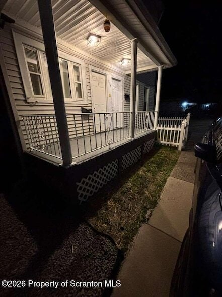 property at 214 S Sumner Ave