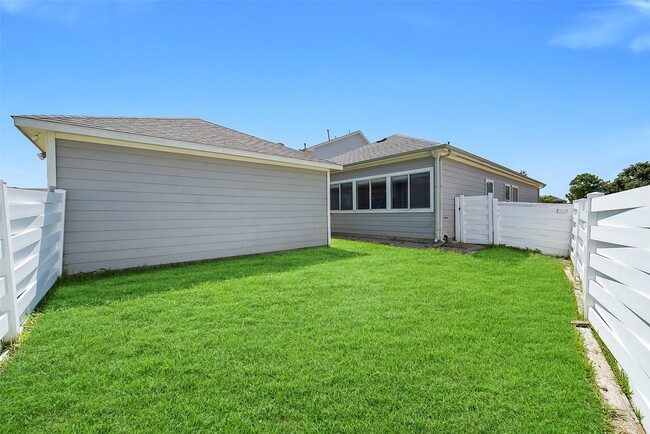 property at 1102 Grassy View Dr