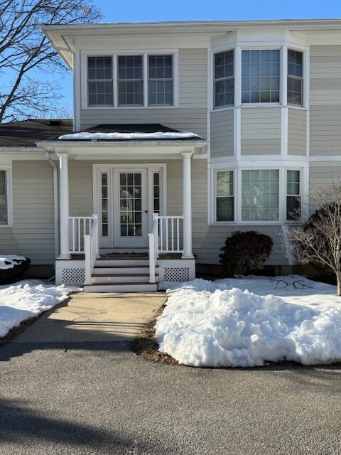 32 Beach St, Unit #2 in Boston, MA - Building Photo