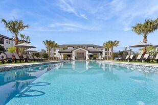 Ascend Mirada in San Antonio, FL - Building Photo