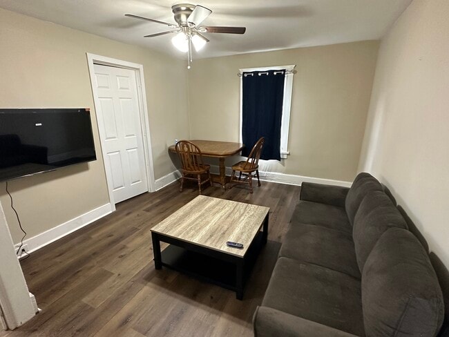 447 Buffalo St, Unit 447.5