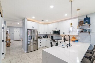 2417 NE 2nd Dr in Homestead, FL - Building Photo - Building Photo