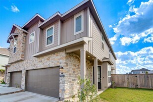21255 Doubtful Cyn Dr in Cypress, TX - Building Photo