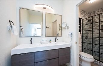 444 Pier Ave in Oceano, CA - Building Photo - Building Photo