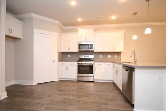 707 Sluice Dr SW in Huntsville, AL - Building Photo - Building Photo