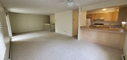 4202 Mitchell Creek Dr in Traverse City, MI - Building Photo - Building Photo