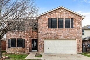 3904 Foxhound Ln in Fort Worth, TX - Building Photo