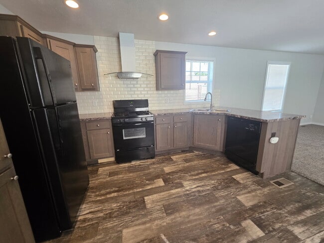 property at 22 Mockingbird Hill Dr