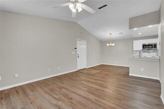 8915 Latrec Ave in Orlando, FL - Building Photo - Building Photo