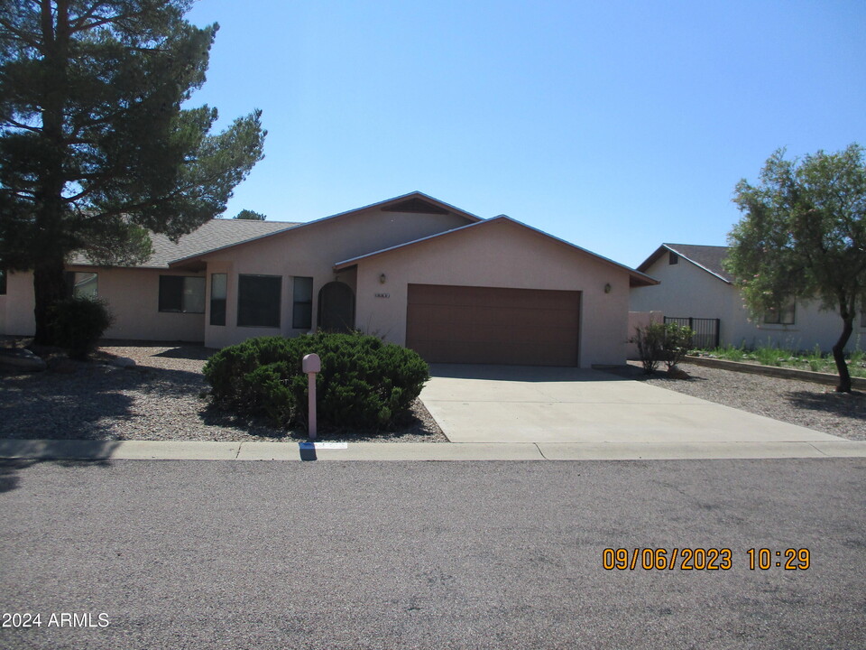 3712 E Trevino Dr in Sierra Vista, AZ - Building Photo