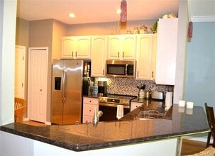 11158 Kapok Grand Cir in St. Petersburg, FL - Building Photo - Building Photo