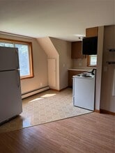 8 Easy St in Poughkeepsie, NY - Building Photo - Building Photo