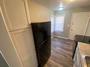 1514-1520 E 3rd St N in Wichita, KS - Building Photo - Building Photo