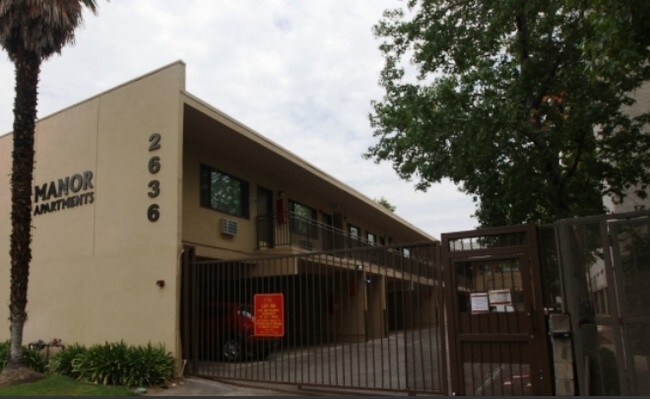 Manor Apartments (MAB) in Los Angeles, CA - Foto de edificio - Building Photo