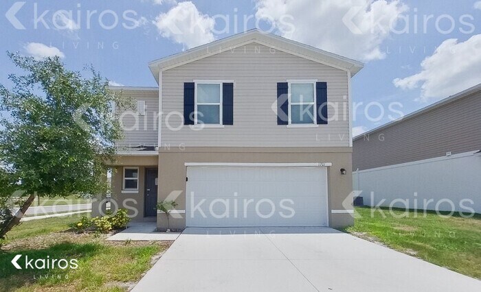 1701 Minnesota Rd in Sumterville, FL - Building Photo