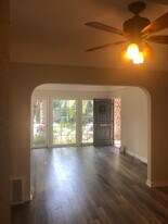 410 N Orange Grove Ave, Unit 410 in Los Angeles, CA - Building Photo