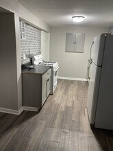 332 W 5th St, Unit 1 in Junction City, KS - Building Photo - Building Photo