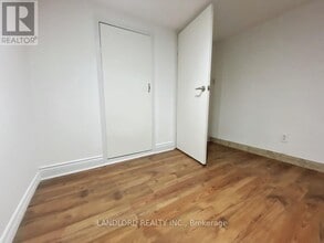 92 Holwood Ave in Toronto, ON - Building Photo - Building Photo
