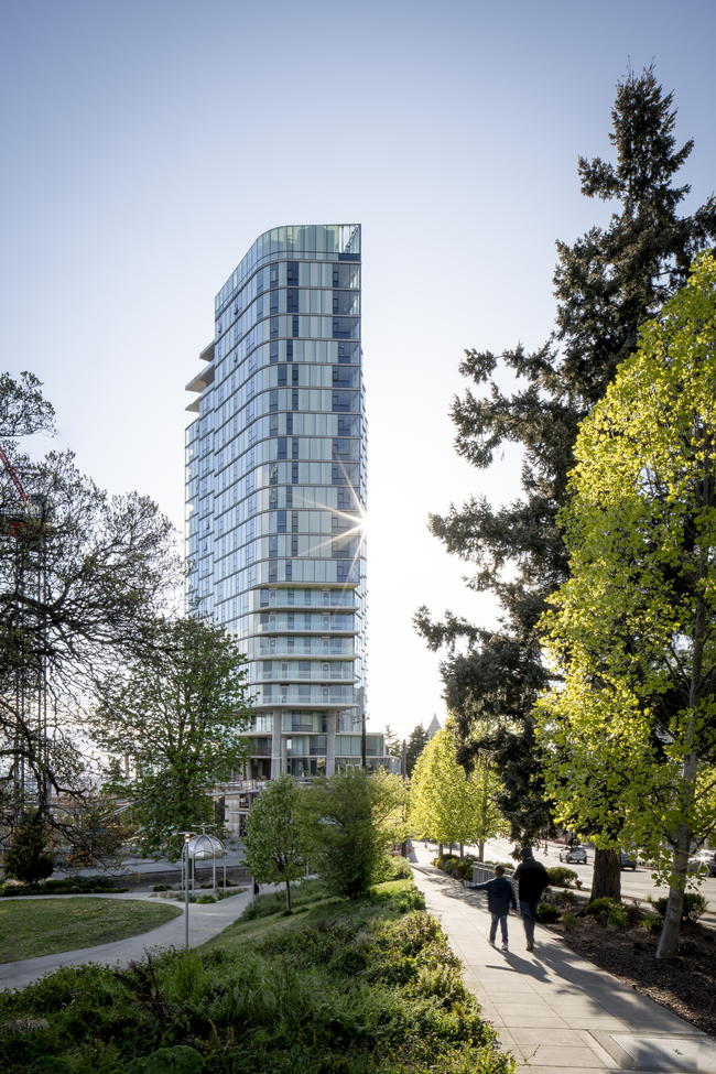 Yesler Towers in Seattle, WA - Building Photo - Building Photo