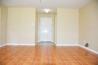 15711 Western Skies Dr in Houston, TX - Building Photo - Building Photo