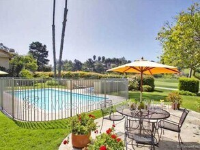 2517 Navarra Dr in Carlsbad, CA - Building Photo - Building Photo