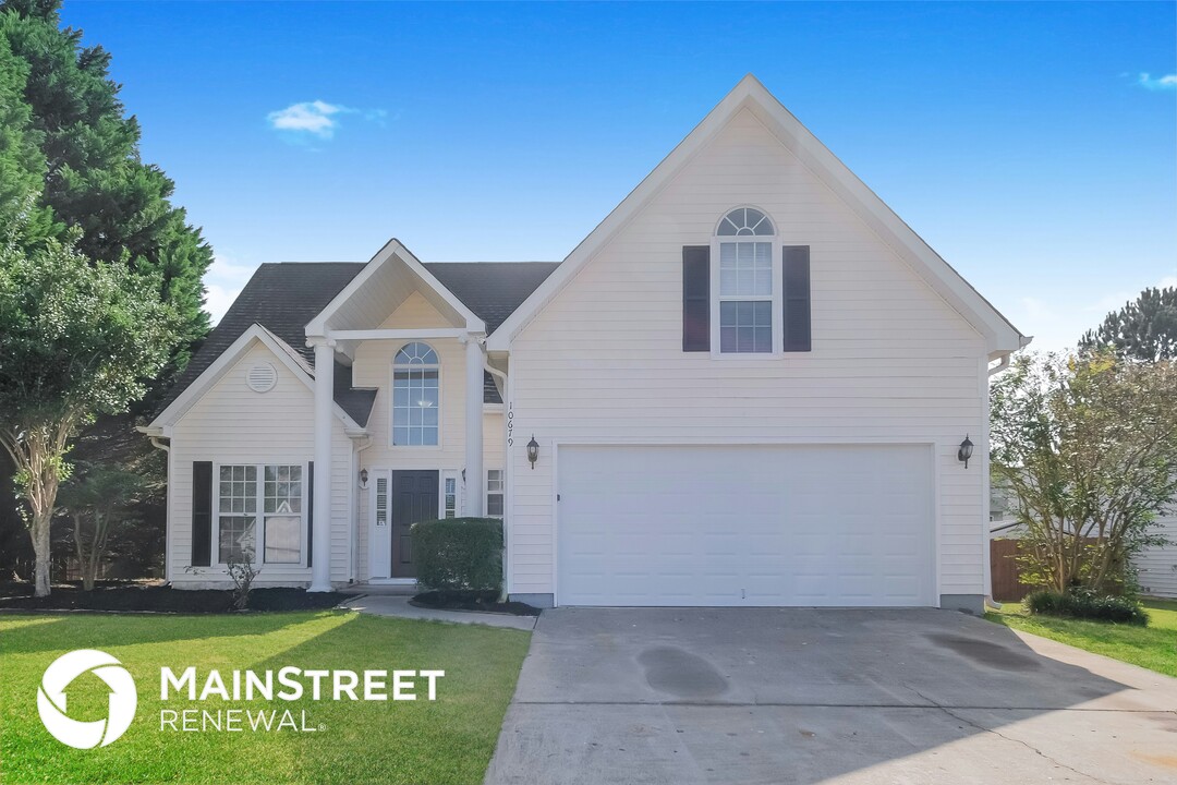 10679 Paladin Dr in Hampton, GA - Building Photo