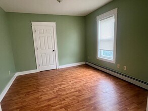 273 Belmont St, Unit 2 in Manchester, NH - Building Photo - Building Photo