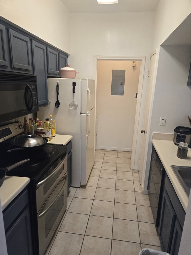 property at 6500 Harbor Town Dr