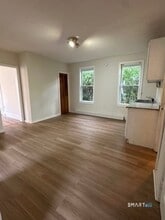 44 Prest St in New London, CT - Building Photo - Building Photo