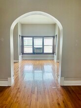 3532 N Elston Ave-Unit -1 in Chicago, IL - Building Photo - Building Photo