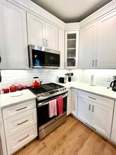 337 Maverick St, Unit 1 in Boston, MA - Building Photo - Building Photo