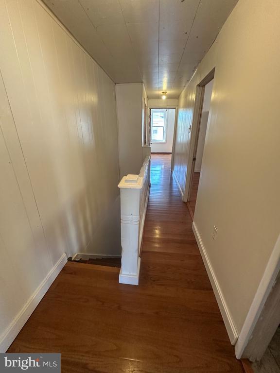 2047 E Cambria St in Philadelphia, PA - Building Photo - Building Photo