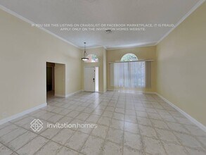 7735 NW 63rd Way in Parkland, FL - Foto de edificio - Building Photo