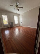 220 Front St, Unit 2 in Winchendon, MA - Foto de edificio - Building Photo