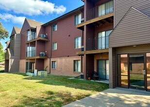 Park41 Apartments in Lincoln, NE - Building Photo - Building Photo