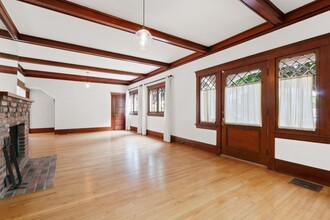 2ND842 in Santa Monica, CA - Building Photo - Interior Photo