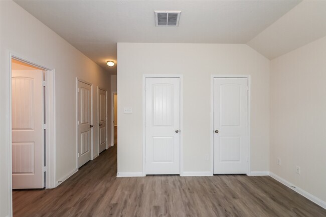 5567 Latta Plantation Dr