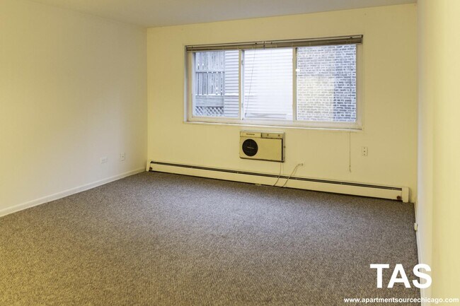 property at 520 W Aldine Ave