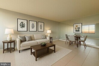 5500 Holmes Run Pkwy, Unit 918 in Alexandria, VA - Building Photo - Building Photo