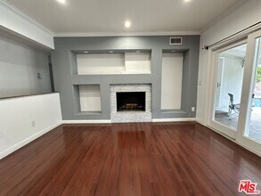 6000 Le Sage Ave in Los Angeles, CA - Building Photo - Building Photo