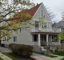 373 Bryant St, Unit 1 in Buffalo, NY - Building Photo