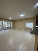 114 Canterbury Pl in Royal Palm Beach, FL - Building Photo - Building Photo