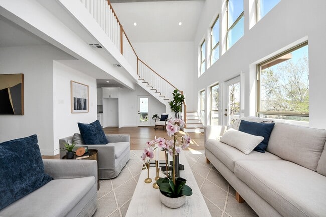 property at 300 Narcissus Rd