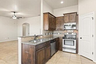 9128 Parkview Cir in Tolar, TX - Building Photo - Building Photo