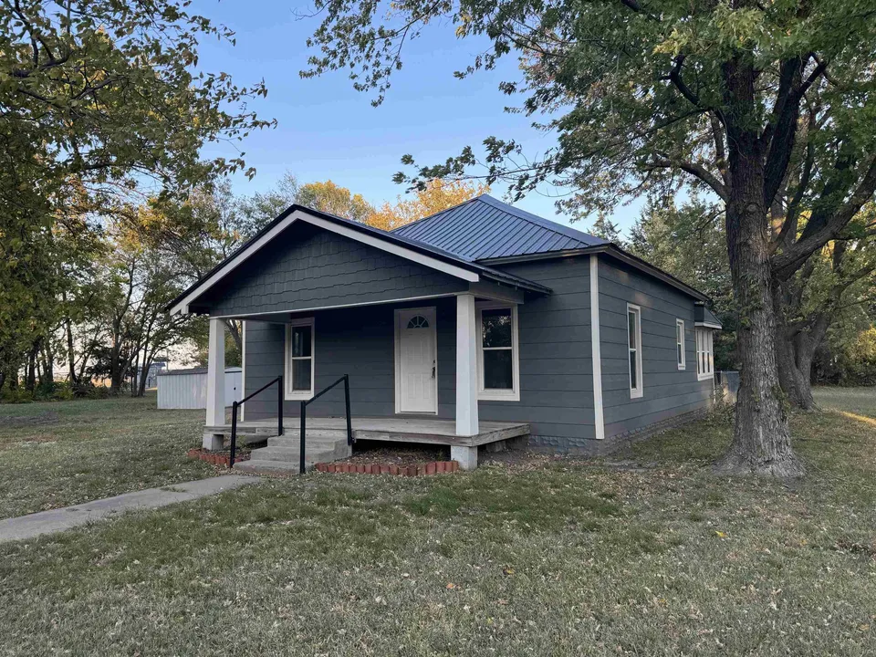 503 Ohio St in Burns, KS - Building Photo