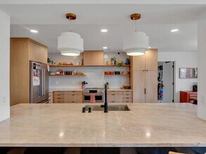 1304 Lawrence Ave in Lawrence, KS - Building Photo - Building Photo