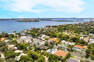 1150 NE 91st St in Miami, FL - Building Photo - Building Photo