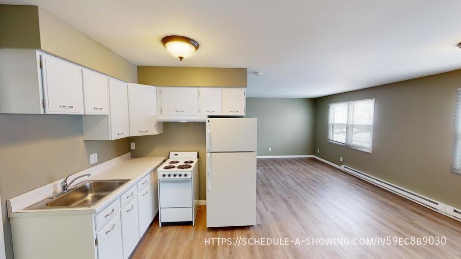 403 E Park St, Unit 28 in Marquette, MI - Building Photo